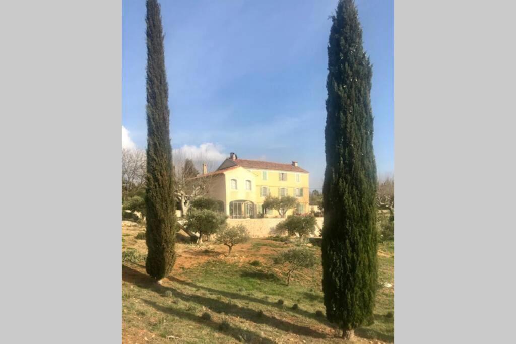Вилла Bastide Au Milieu Des Vignes Et Des Oliviers Оп Экстерьер фото
